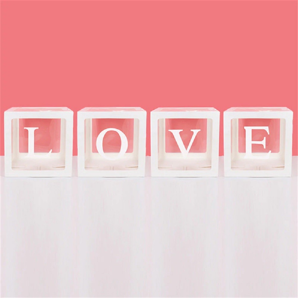 Caja de Decoración LOVE 30 cm